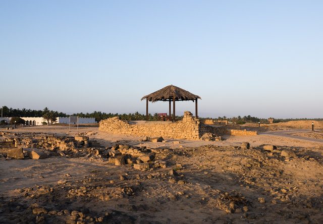Representative photo of heritage sites in Oman, not Murtadha Tower