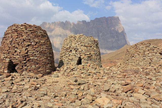 Representative photo of heritage sites in Oman, not Archaeological site of Shisr