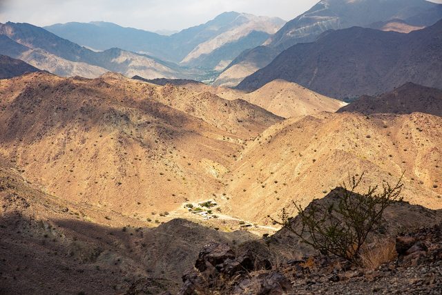 Representative photo of mountains in Oman, not Jabal Bawshar