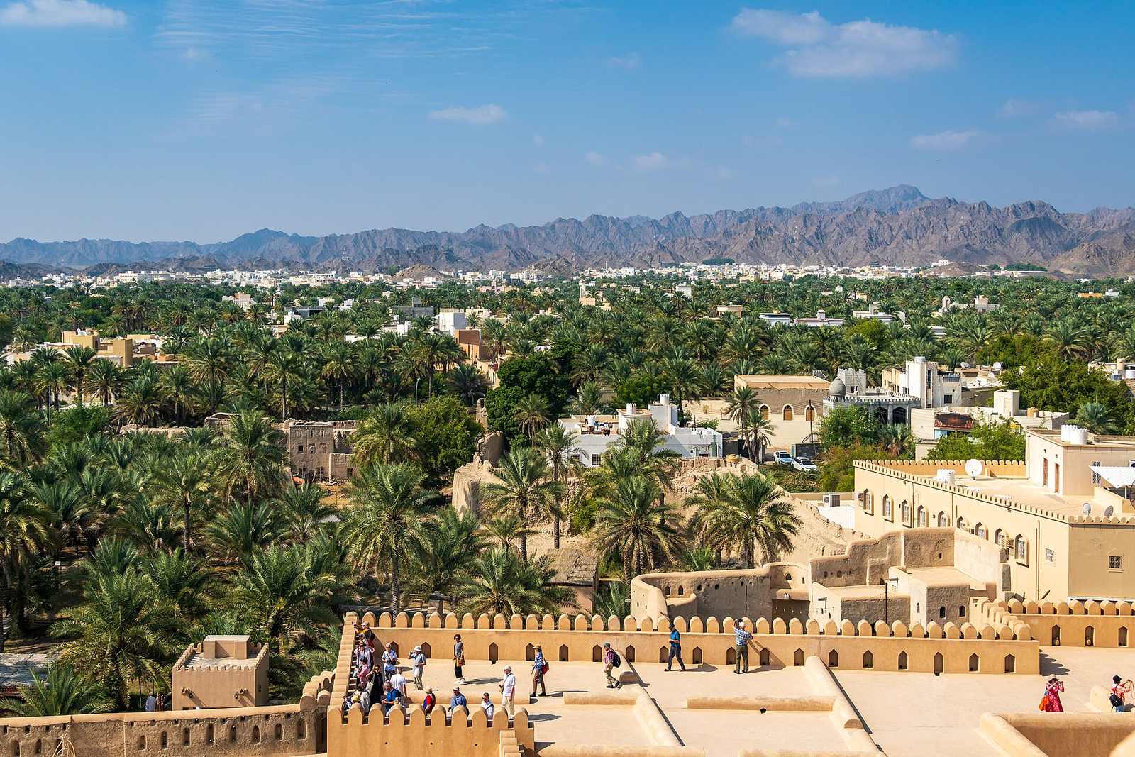 Representative photo of mountains in Oman, not Hawrat Daqiq
