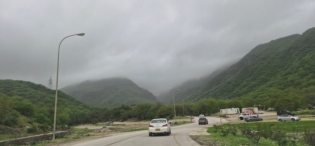 Representative photo of springs & oases in Oman, not Ayn Hamam al Sakhinah