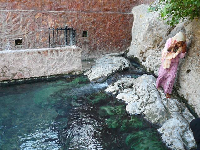 Representative photo of springs & oases in Oman, not Ayn Ishat