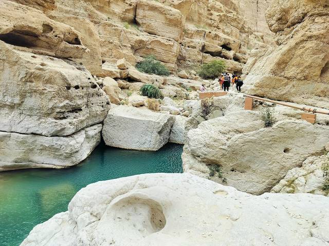 Representative photo of wadis in Oman, not Wadi al Khudayrah