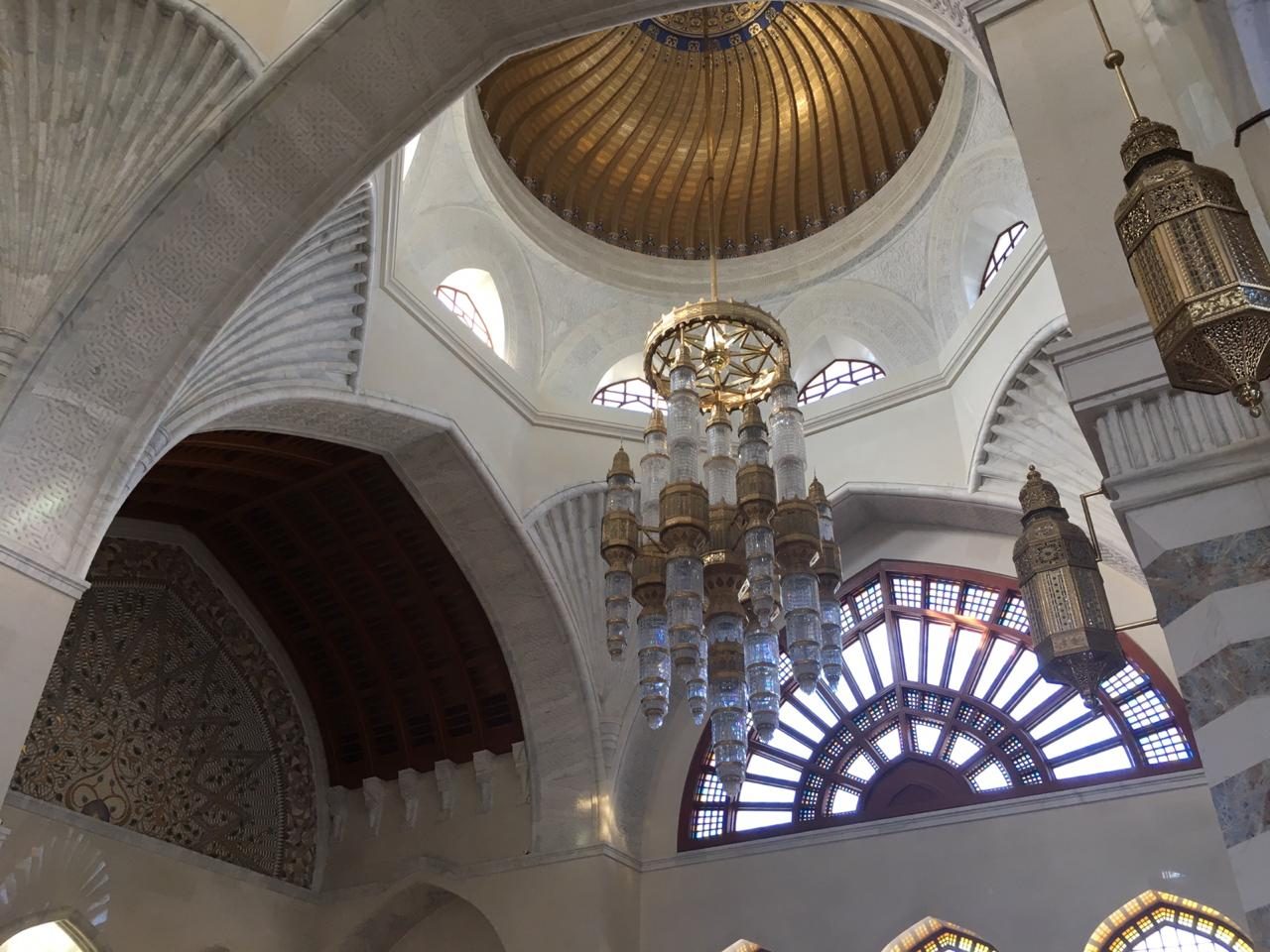 Mohammed Al Ameen Mosque — ChandlierAmin.jpg