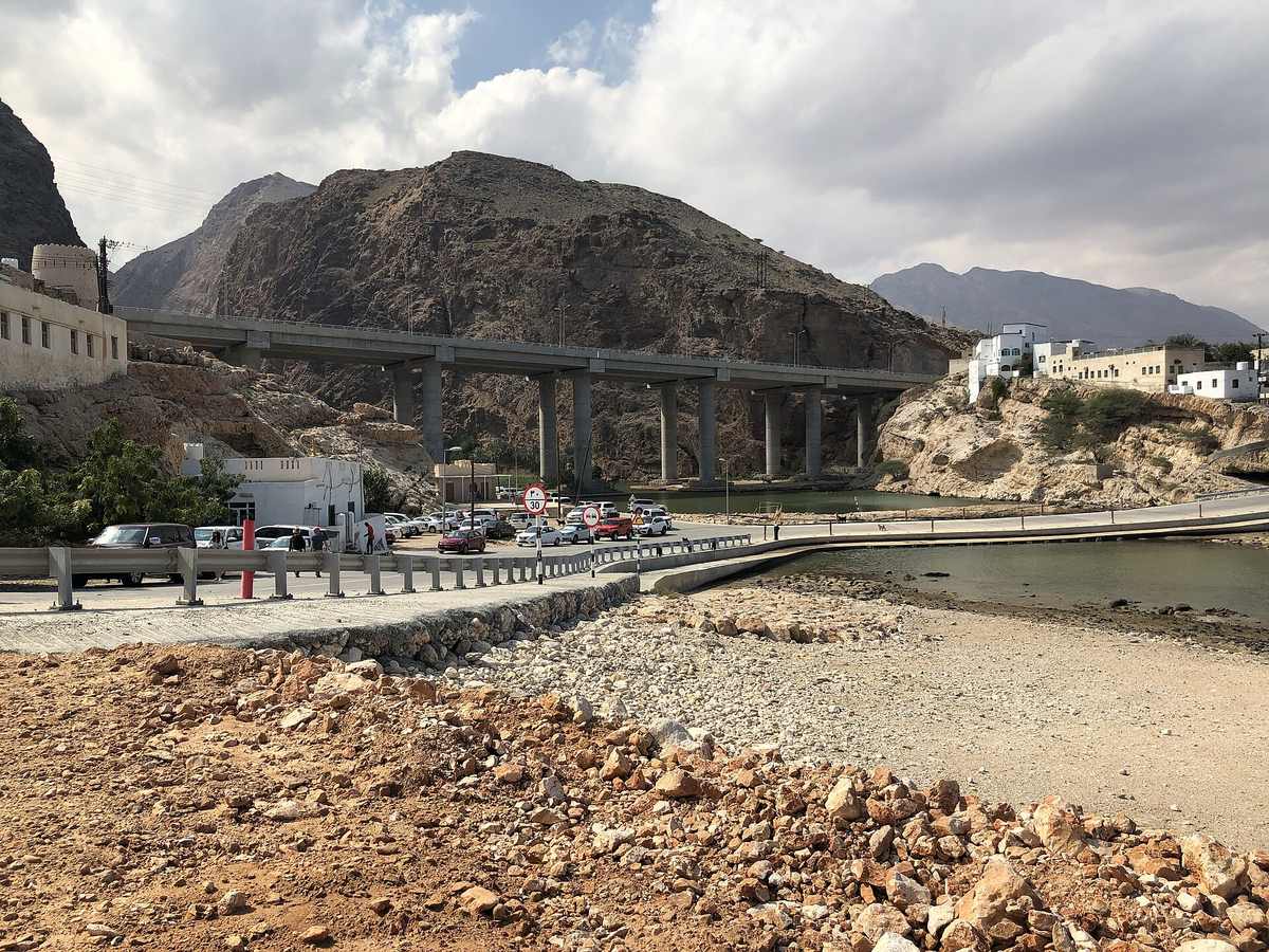 Wadi shab boating — Wadi Shab, Oman 01.jpg