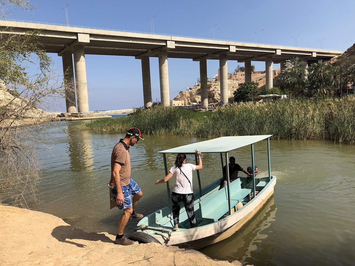 Wadi shab boating — Wadi Shab, Oman 04.jpg